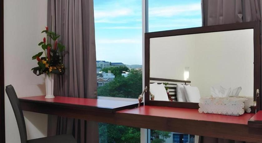 The Color Hotel Hat Yai Zewnętrze zdjęcie