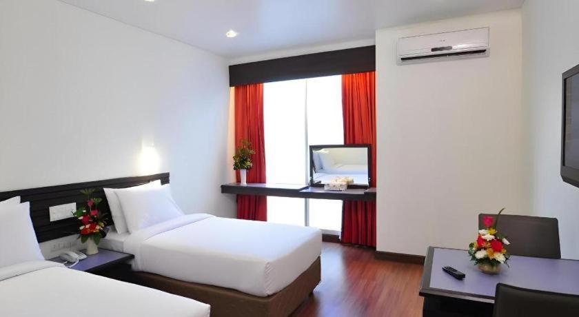 The Color Hotel Hat Yai Zewnętrze zdjęcie