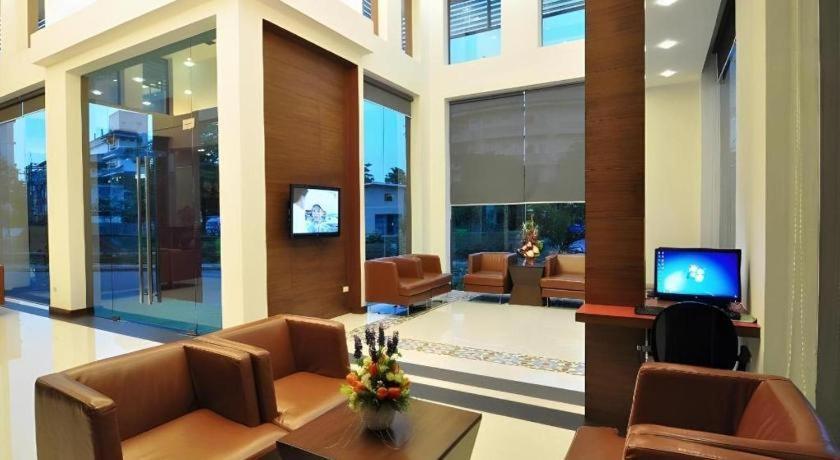 The Color Hotel Hat Yai Zewnętrze zdjęcie